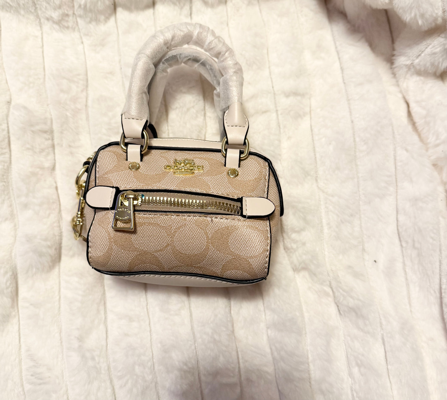 Co tote Mini’s